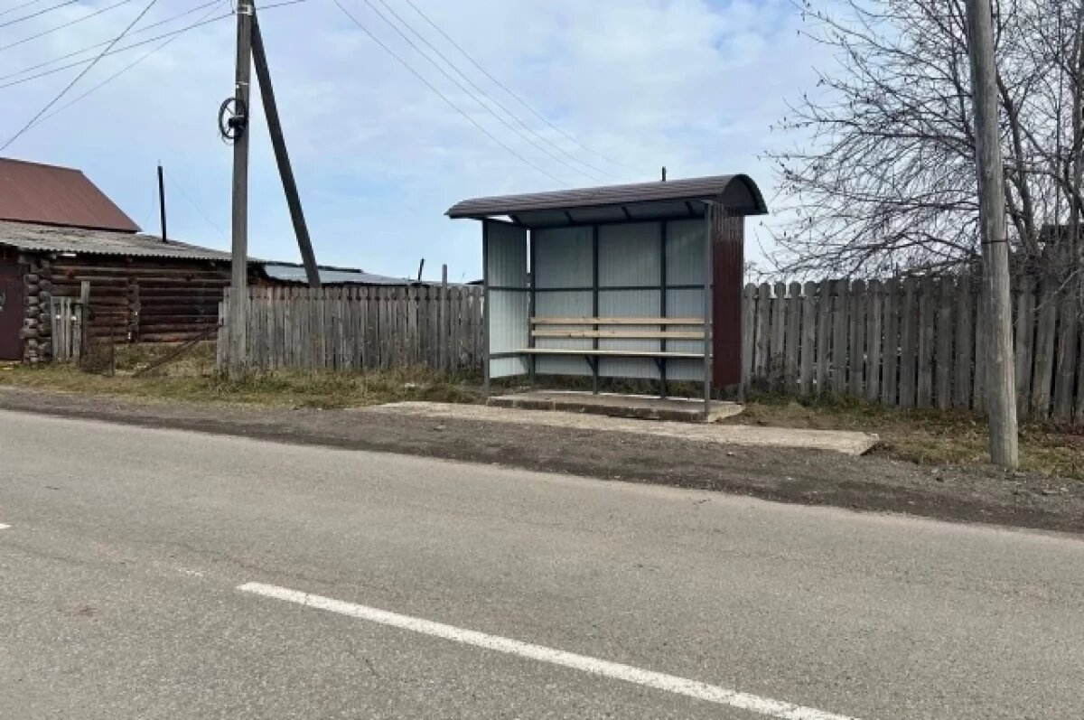    В селе Пировское благодаря прокуратуре появились благоустроенные остановки