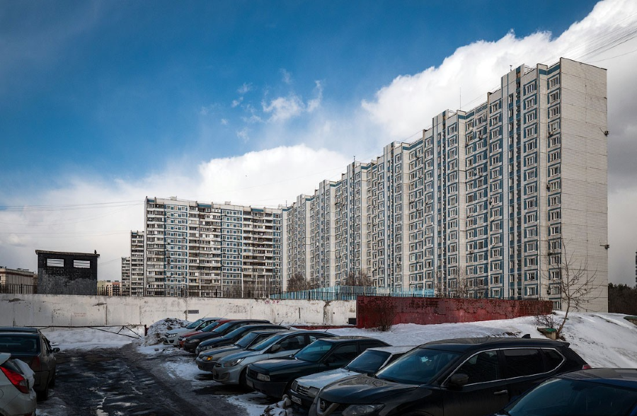 Источник: https://www.novostroy.ru/articles/choose/sezzhayte-otsyuda-nemedlenno-samye-gryaznye-opasnye-i-poprostu-neudobnye-rayony-moskvy/