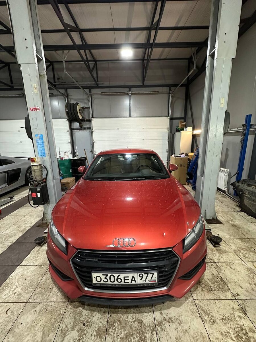Audi tt на обслуживание в автосервисе R-VAG