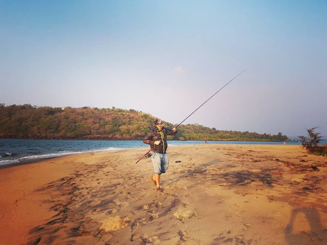 Берег реки Тираколь. 