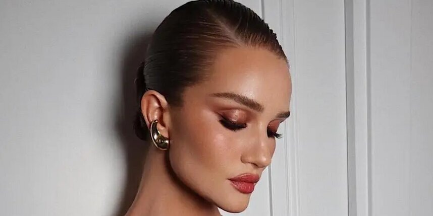    Тени для век - главный инструмент для выражения в макияжесоцсети @rosiehw