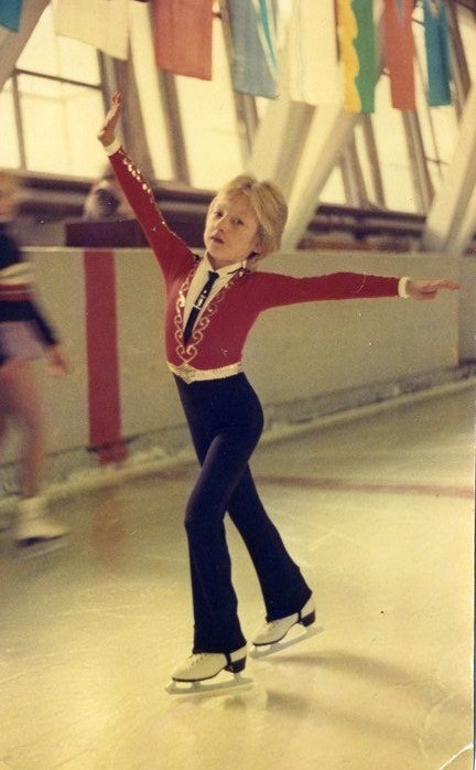 Иногда судьба не стучится в дверь.