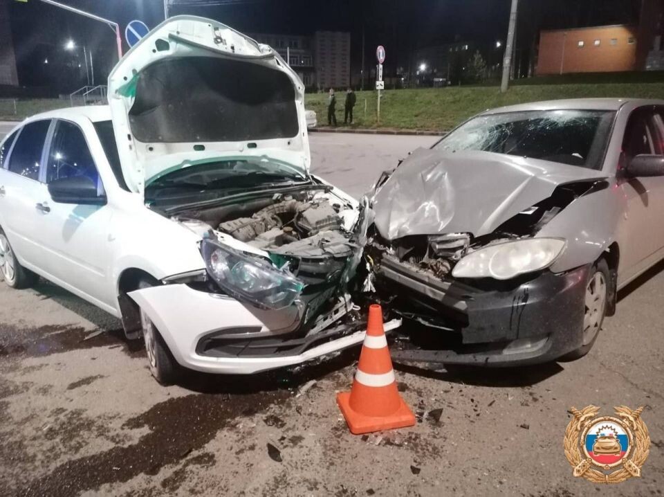    Столкновение машин. Источник: Пресс-служба Госавтоинспекции Алтайского края