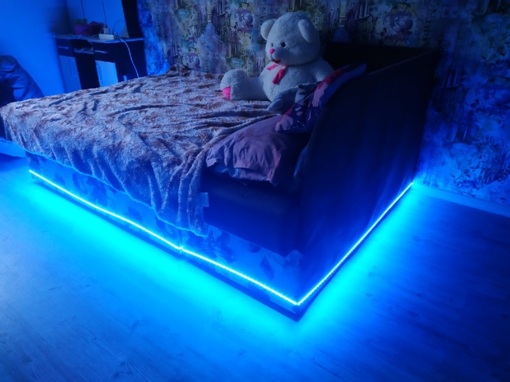    Елена Костюченкова