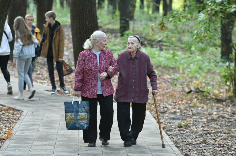 Источник: http://pnp.ru/economics/pensionery-do-nachala-oktyabrya-mogut-vybrat-formu-socpodderzhki.html