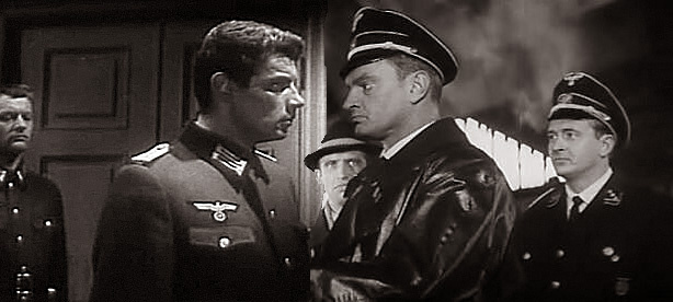 Шеффер (Михаил Волков) и фон Штуфен (Альгимантас Масюлис)