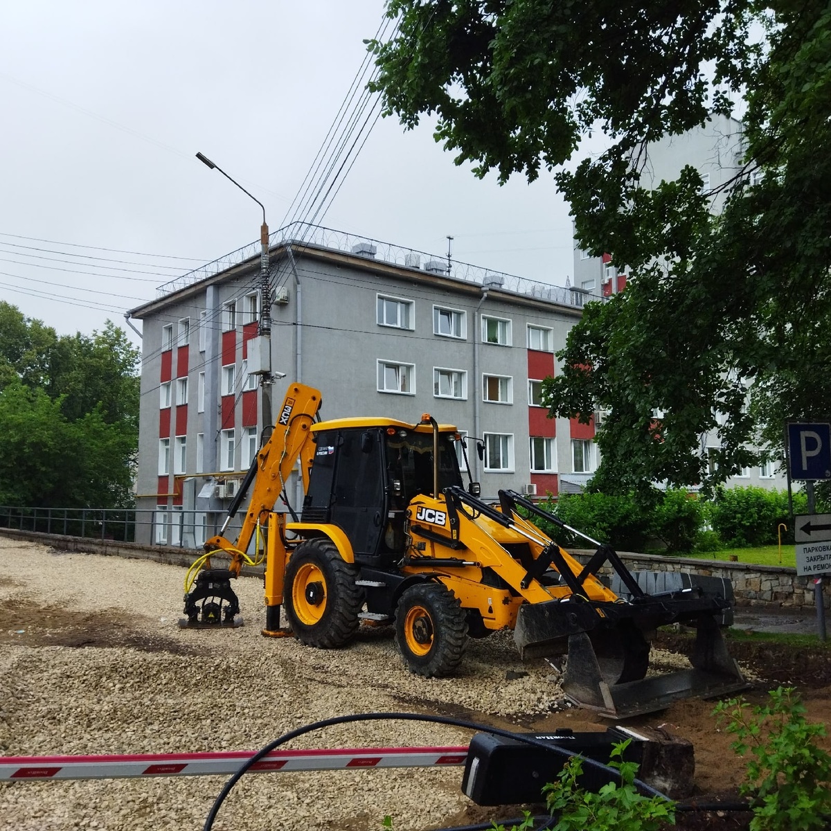    Верховный суд постановил: можно ли обгонять трактор и прочую сельхоз-технику через сплошную