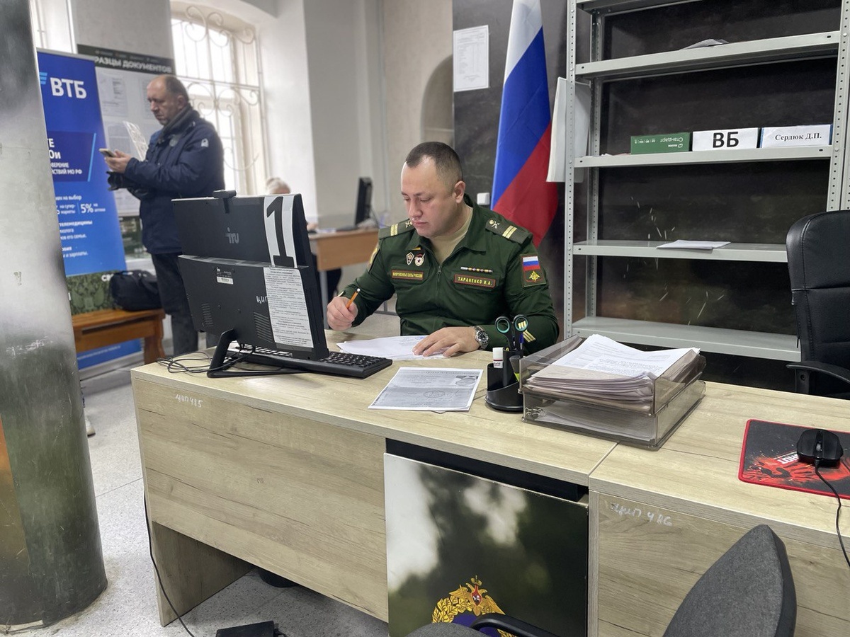 В комиссариате рассказали, как проходит процедура заключения контракта.  Фото: ФедералПресс / Ксения Чилимова