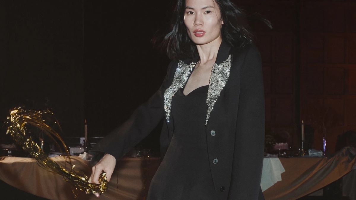    McQueen представил рождественскую рекламную кампанию в стиле ар-деко (фото 2)