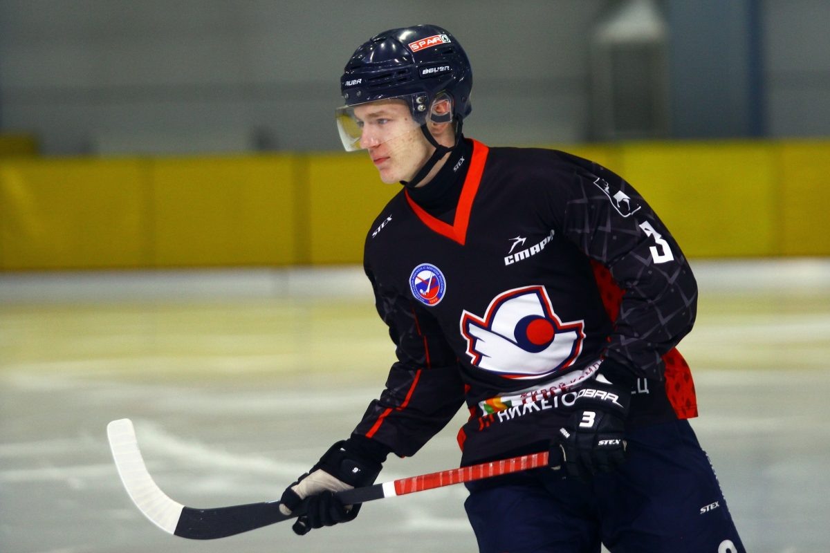    Героем матча стал форвард нижегородцев Дмитрий Баранов, на счету которого 3 из 4 забитых \