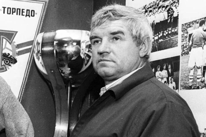 Виктор Шустиков. Обложка © ТАСС / АЛЕКСАНДР ФЕДОРОВ / СПОРТ-ЭКСПРЕСС