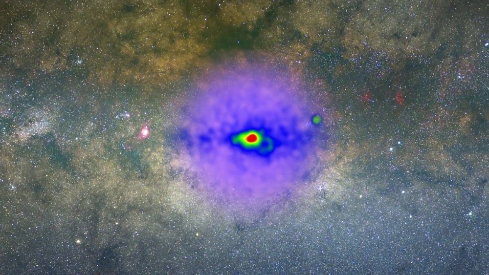        Избыток гамма-излучения в центре Галактики, зафиксированный телескопом «Ферми» Фото: NASA Goddard/A. Mellinger (Central Michigan Univ.) and T. Linden (Univ. of Chicago)
