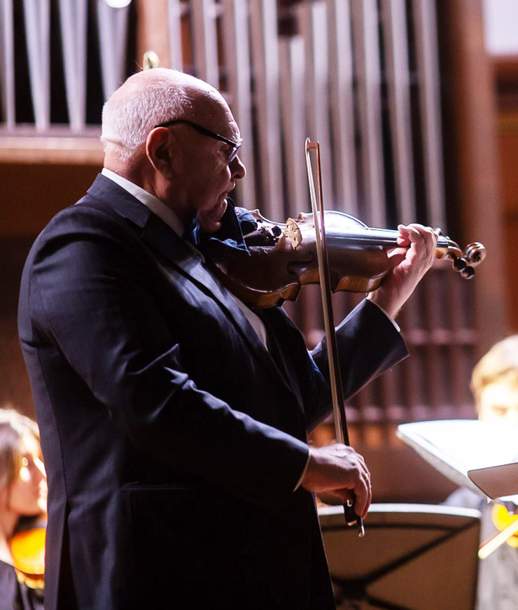    Сергей Кравченко заявил, что лишился коллекции редких инструментовМосковская консерватория имени Чайковского