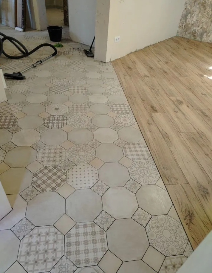 Восьмиугольная с вставкой 10*10