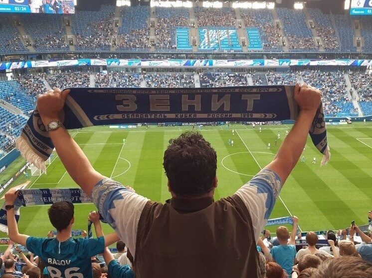     Полузащитник также отметил, что счастлив вернуться в игру после долгого перерыва из-за травмы. Фото из архива "МК в Питере"