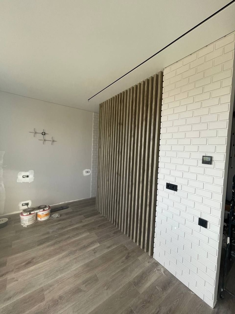 Реечная перегородка из сборного бруса монтаж на скрытый крепеж