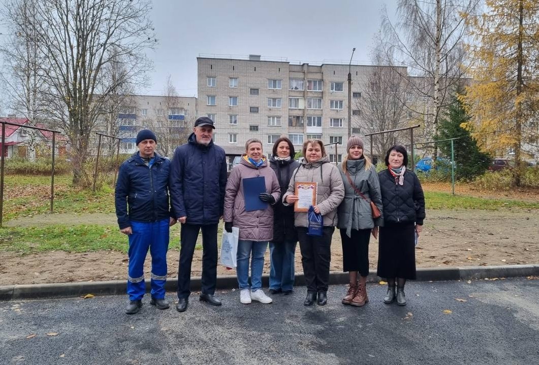    В Пудоже отремонтировали дорогу и придомовые территории. Фото: Правительство Карелии