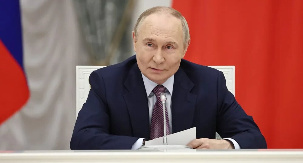 «Лучшее время упущено»: Путин назвал способ убедить молодых россиян рожать детей