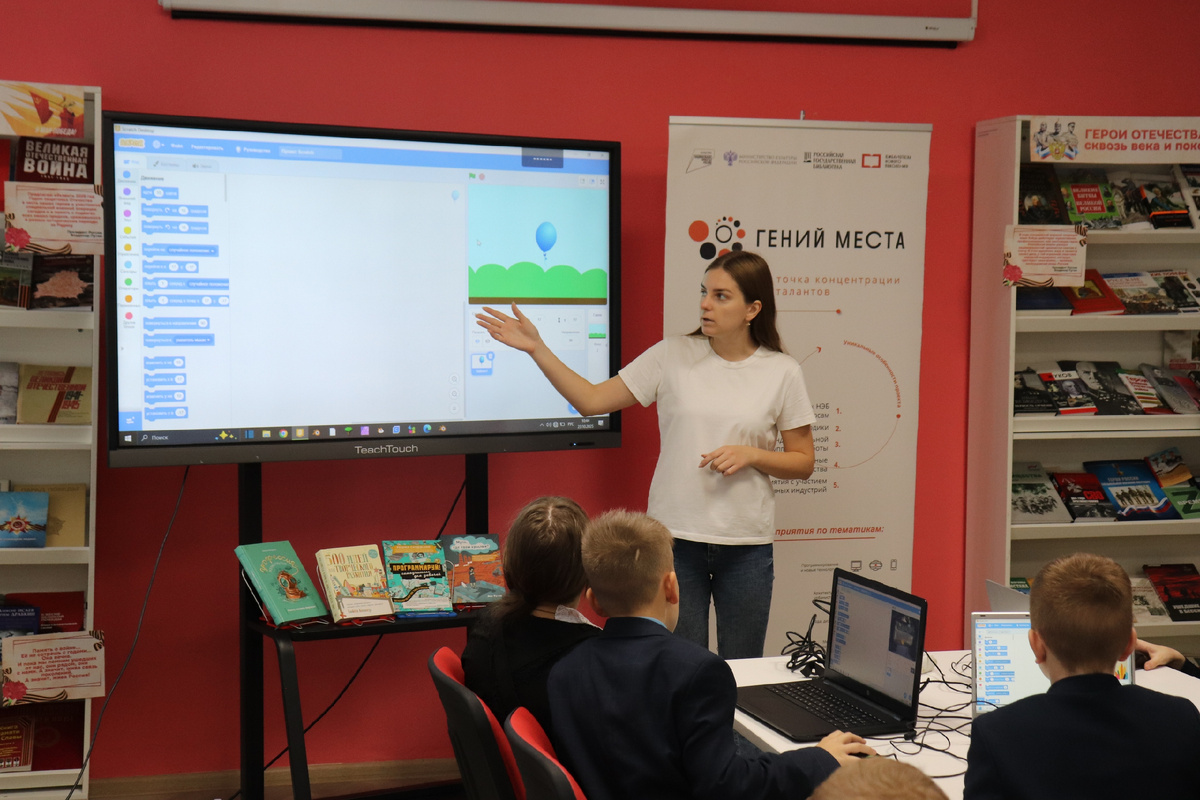 генеральный директор школы программирования и компьютерной графики «СОФТИУМ» Анна Андреевна ДОДИНА.