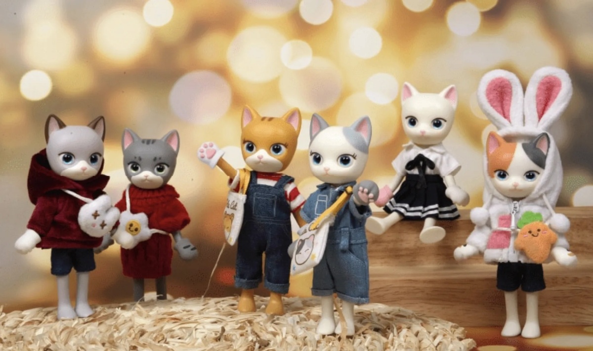 Блайндбоксы с фигурками кошек