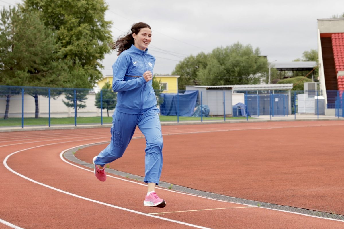    Ольга Лизякина семь лет профессионально занимается лёгкой атлетикой