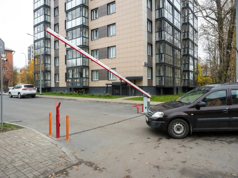   Место не займут: умные шлагбаумы защитят дворы в Петрозаводске ПАО Ростелеком