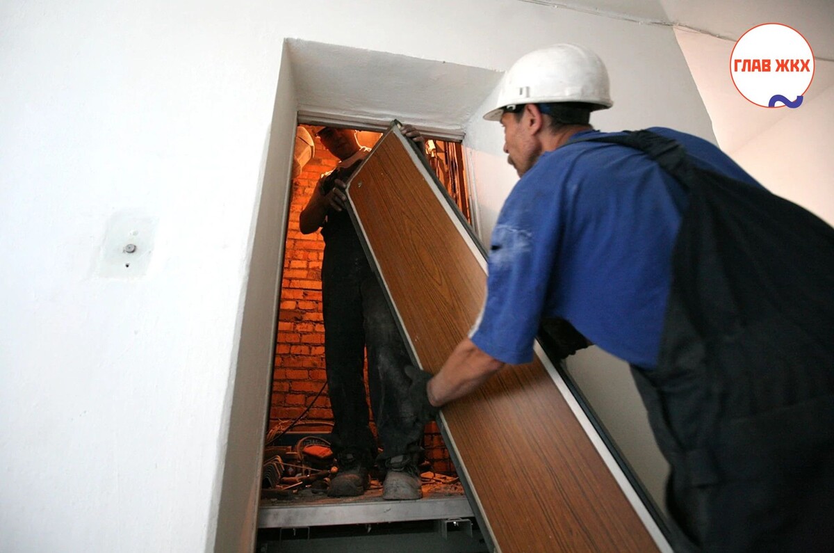 Минфин России списал 3,5 млрд рублей на замену лифтов в семи регионах в 2025 году
