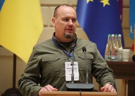    В Сухопутных войсках Украины призвали женщин идти воевать, а не прятаться за спинами мужчин