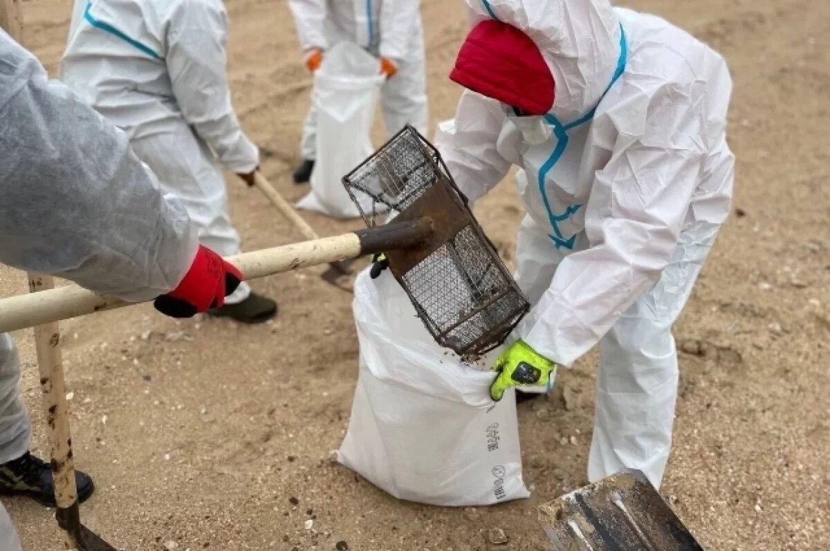    После разлива мазута продолжает действовать режим ЧС федерального уровня