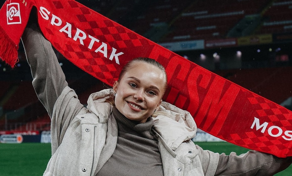    «Спартак» поздравил гимнастку Мельникову с победой на ЧМ в Джакарте. Фото: ФК «Спартак»