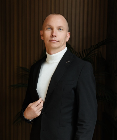 Евгений Тюкалов - дирижера жизни, инвестор, профессионал прямых продаж, аналитик и практик человеческих эмоций