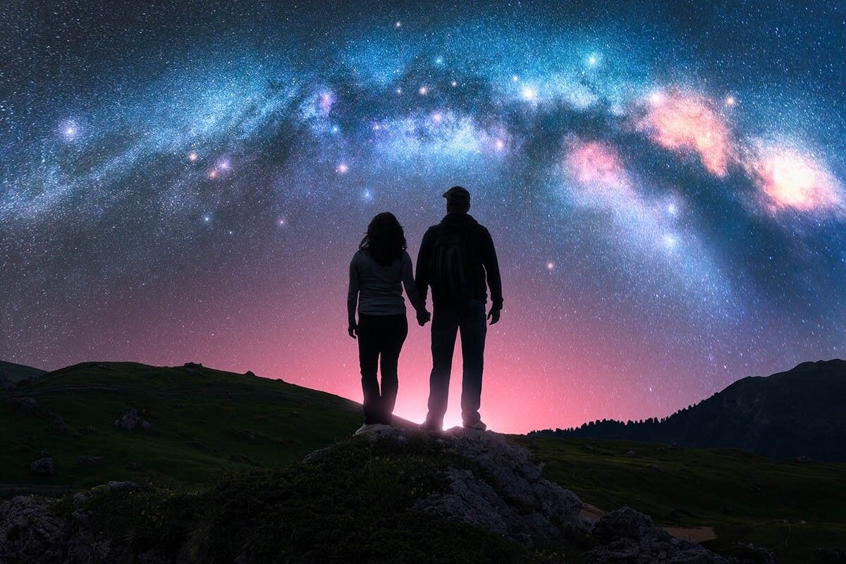 Небесные тела нельзя купить, но романтиков это не остановит. Источник: Denis Belitsky / Shutterstock / FOTODOM📷
