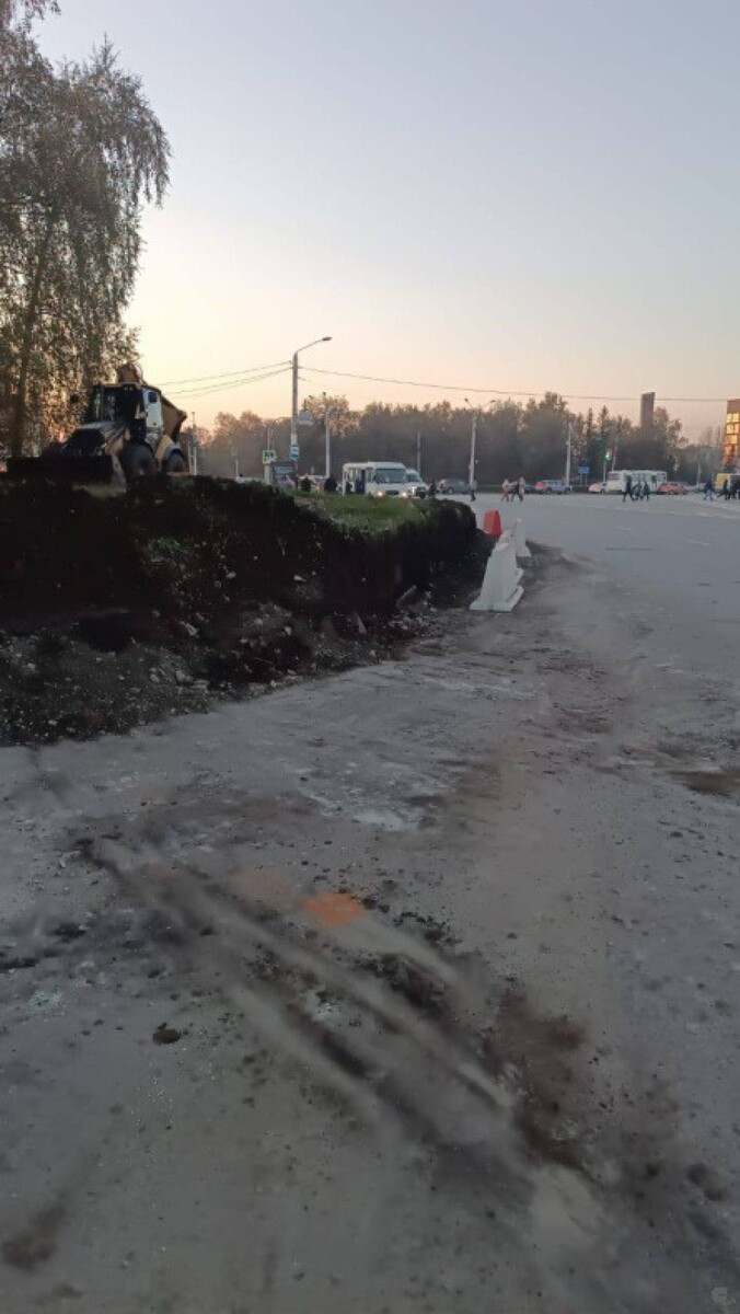    Ремонт аварийных подпорных стенок на проспекте Красноармейском. Источник: Пресс-служба мэрии Барнаула