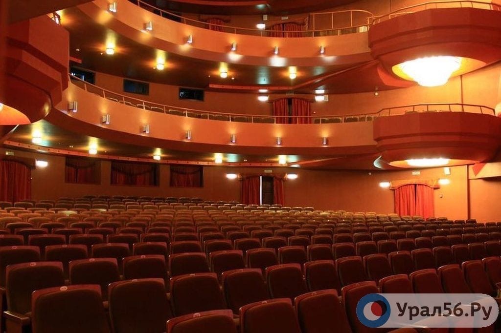    Жителям Оренбургской области придется перевыпустить «Пушкинские карты» до конца 2025 года