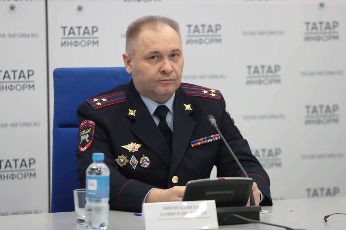 Дамир Бикмухаметов: «Основных причин, в результате которых гибнут люди, три. Это выезд на встречную полосу, игнорирование ремней безопасности и наезд на пешеходов»Фото: © Рамиль Гали / «Татар-информ»