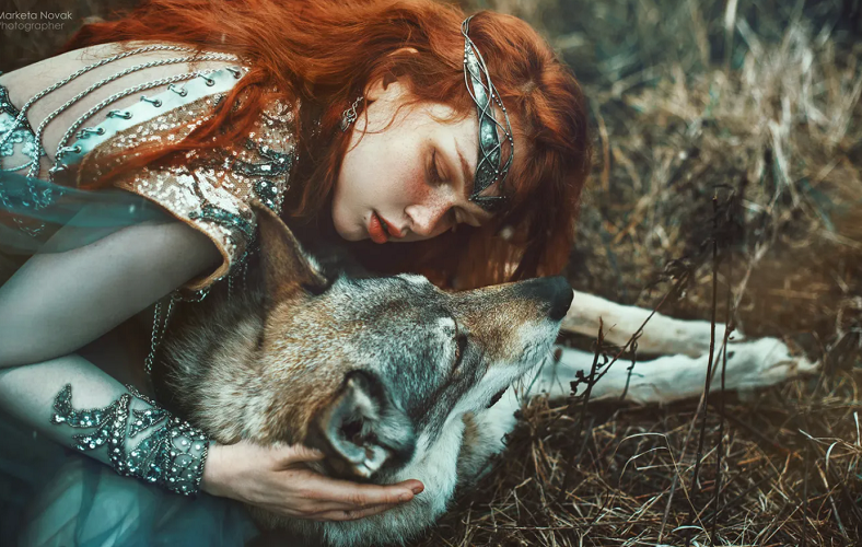 Знахарка и волчица