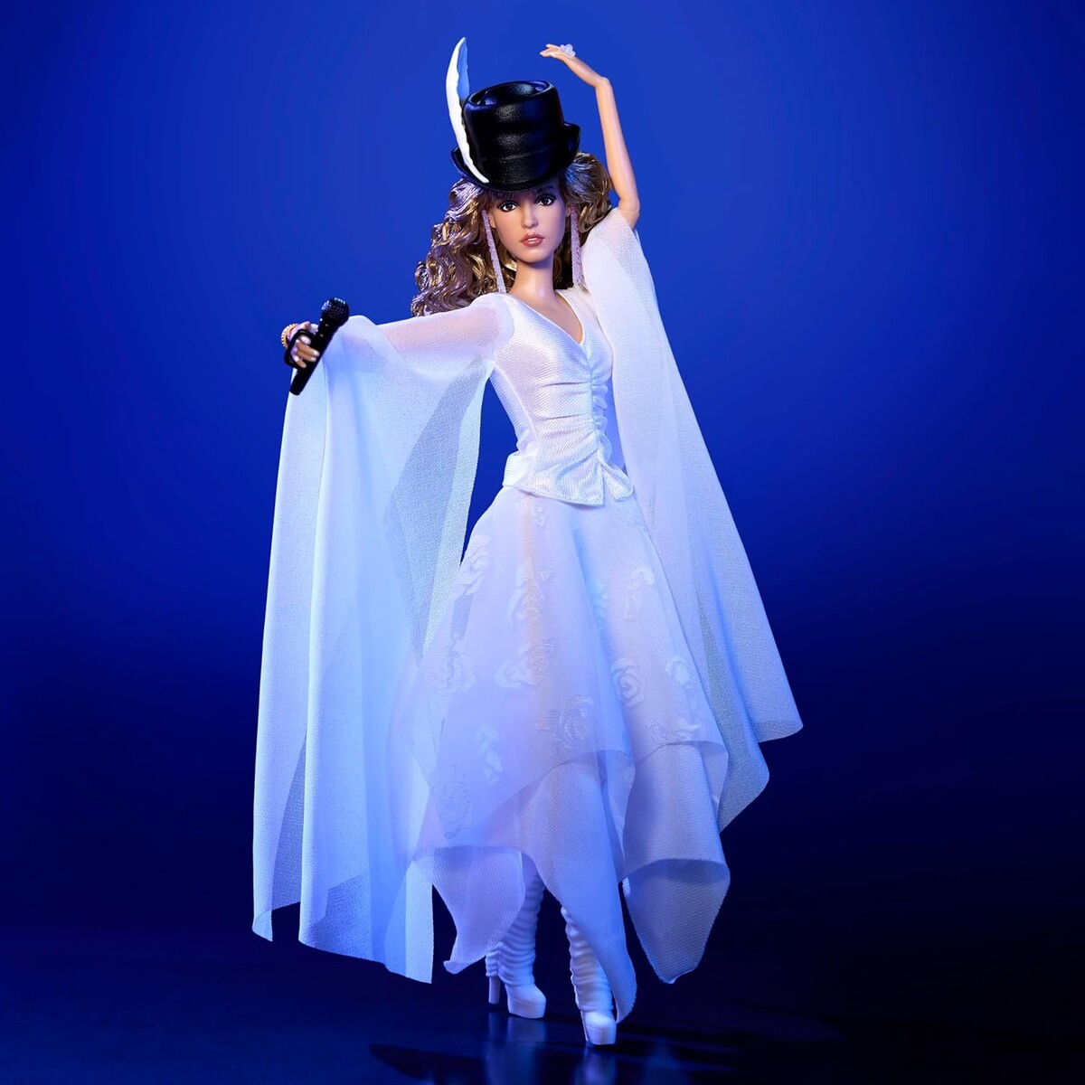    Компания Mattel выпустила Барби в образе певицы Стиви Никс (фото 2)