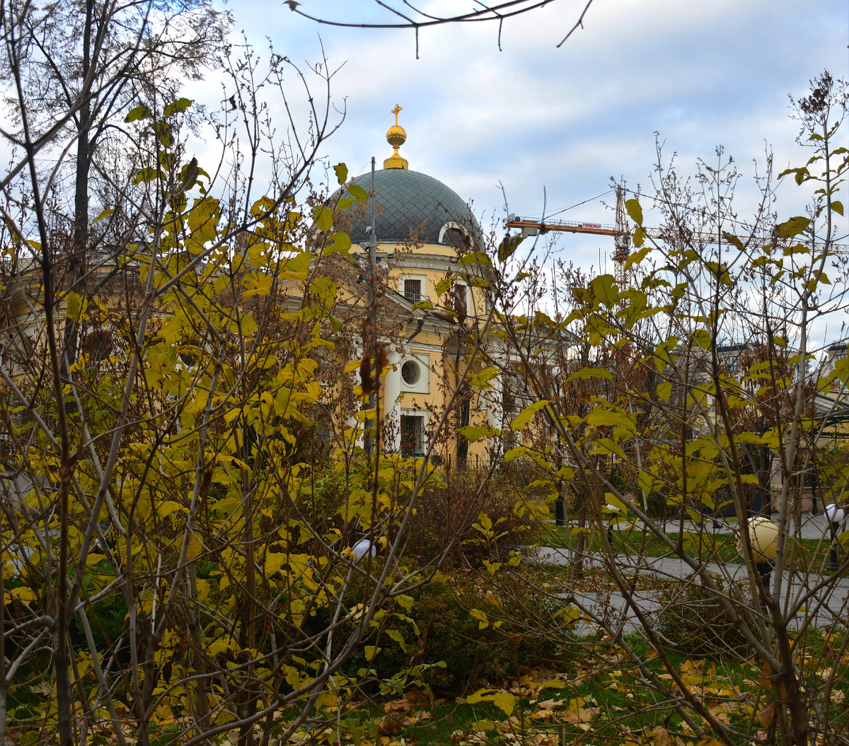 Ротонда Скорбященской церкви. Все фотографии в статье мои