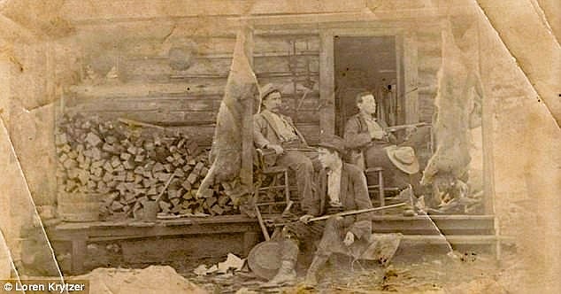 Прадедушка Лорена Крайцера: Джон Чантленд (на фото справа) в Северной Дакоте 