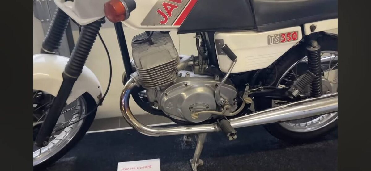 Ява с двигателем от ИЖа