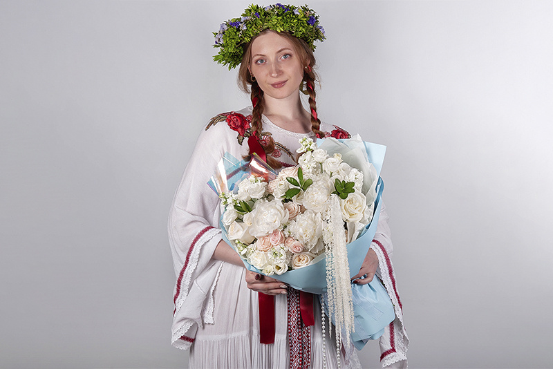 Жемужные нити амаранта — настоящее украшение любого букета.