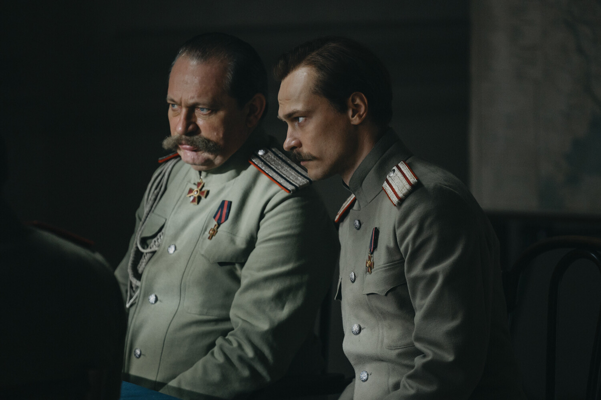 «Хроники русской революции»: мемы вместо истории и любовь вместо политики