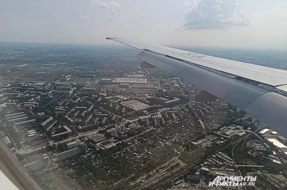    Авиахаос в Омске продолжается, задержаны десятки рейсов