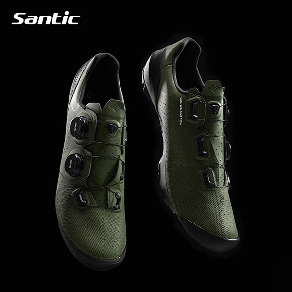 Велотуфли с карбоновой подошвой