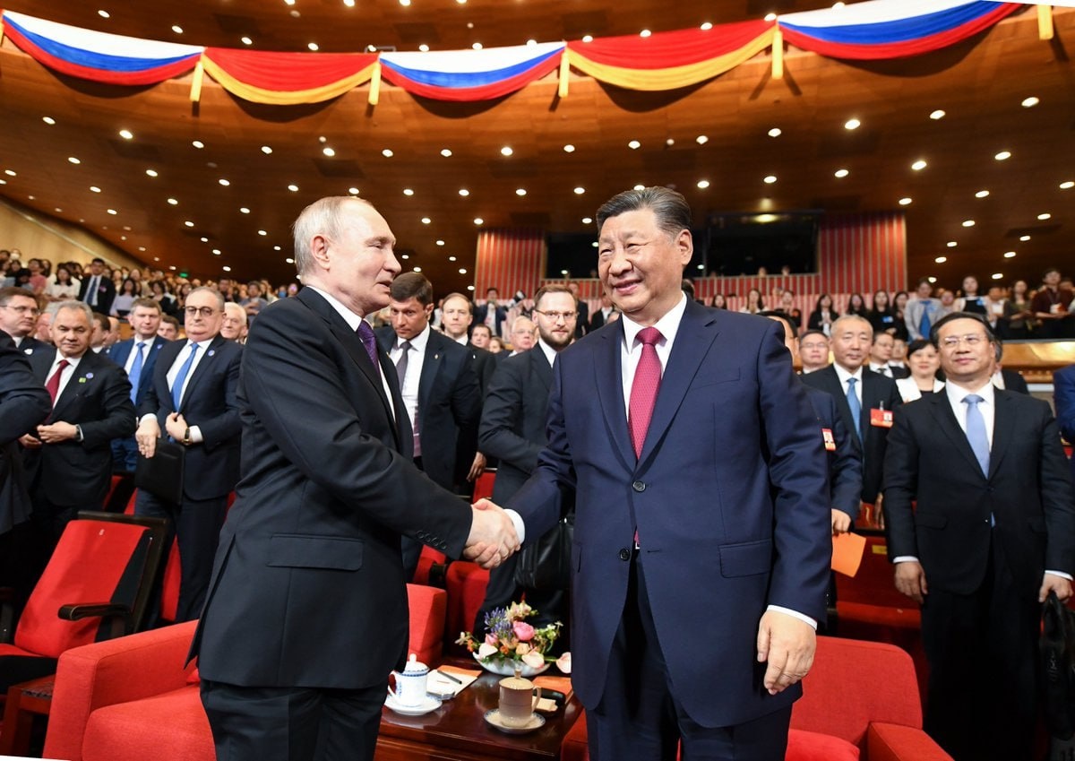 https://avatars.dzeninfra.ru/get-zen_doc/271828/pub_68faff1db26a380a80fa51aa_68fb0004ae317843e5feea3f/scale_1200