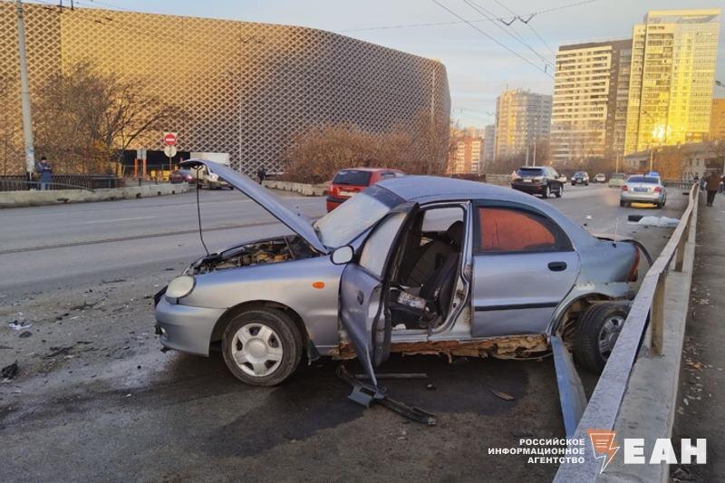    ЕАН / Крупное ДТП на Уктусе