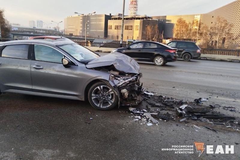    ЕАН / Крупное ДТП на Уктусе