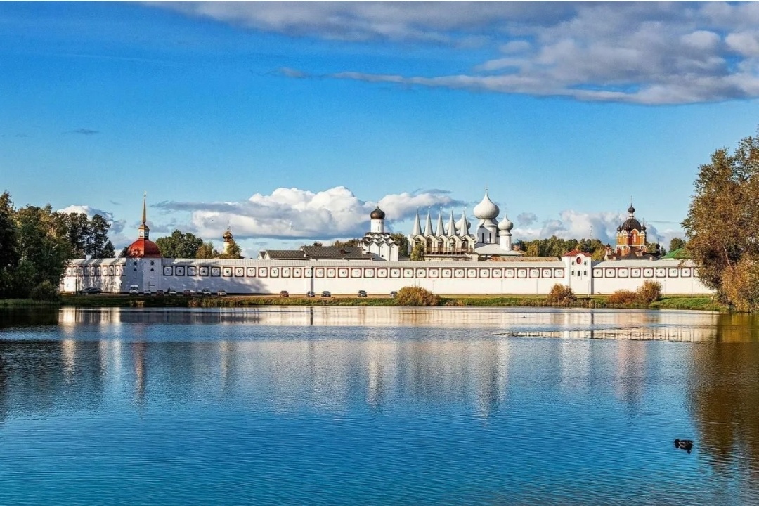 Тихвин и его красоты. Фото из открытых источников.