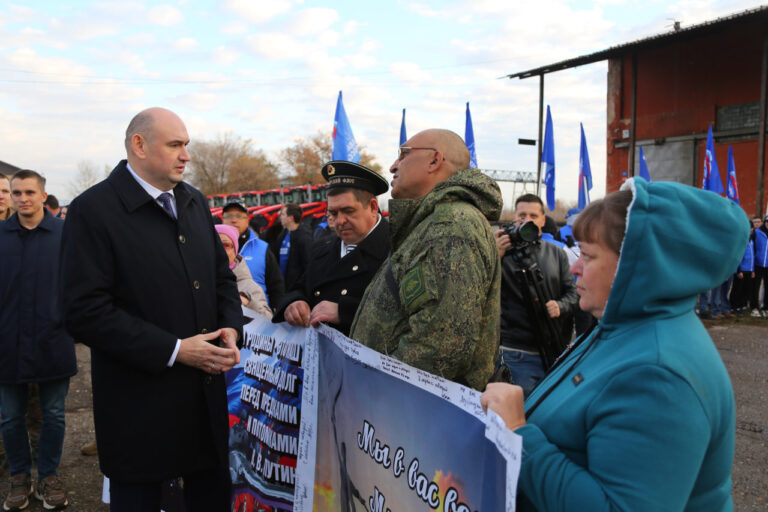    Из Оренбуржья на СВО отправили 30 тонн гумпомощи Антон Пичурин