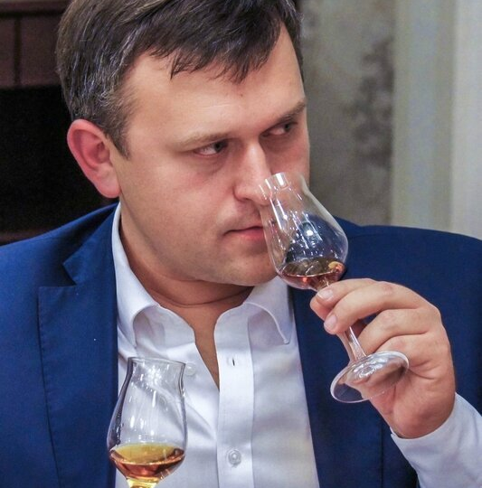 Чем закусывать коньяк категорически нельзя — и почему это опасно для здоровья